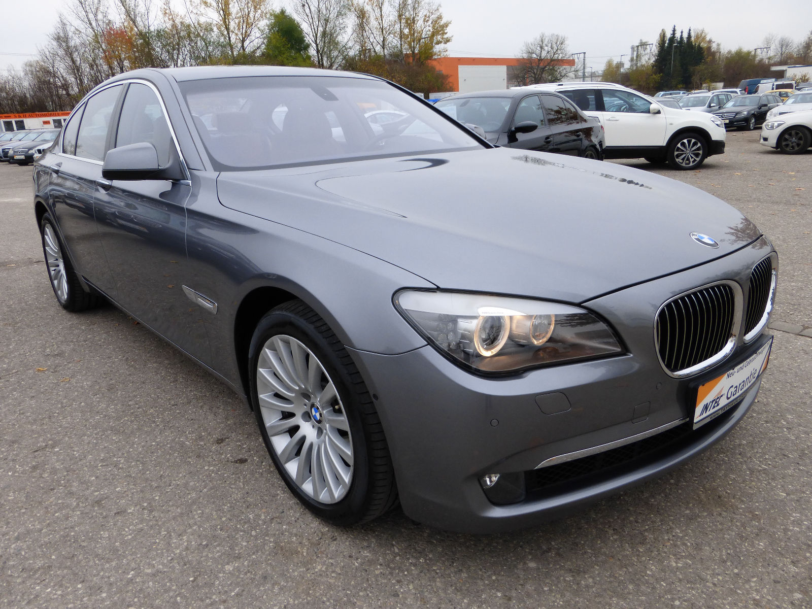 BMW 740-1.jpg