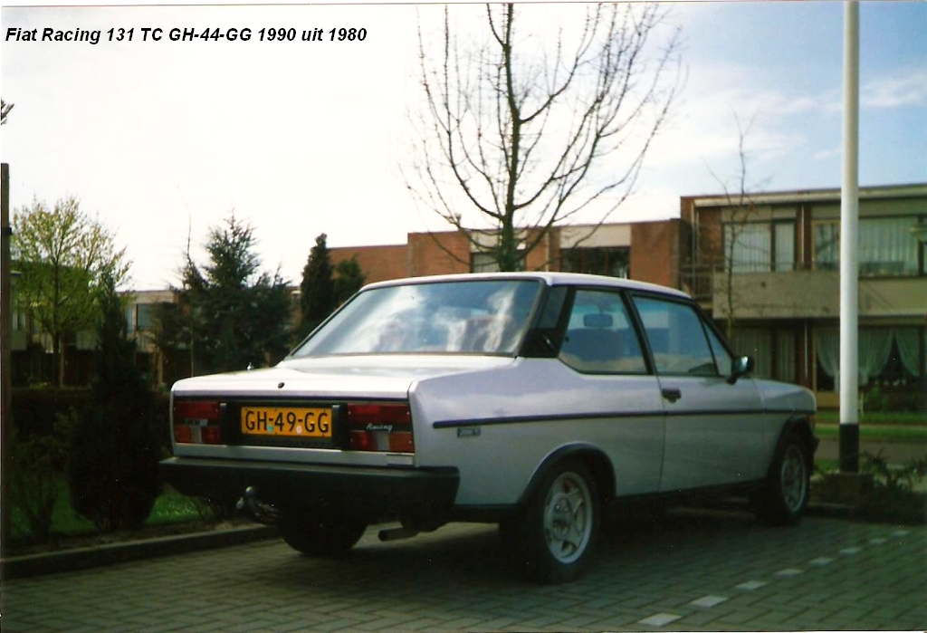 Fiat Racing 131 TC GH-49-GG 1990 uit 1980 001.jpg