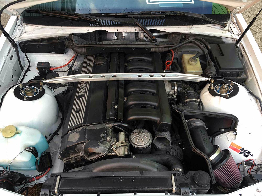 BMW2.jpg