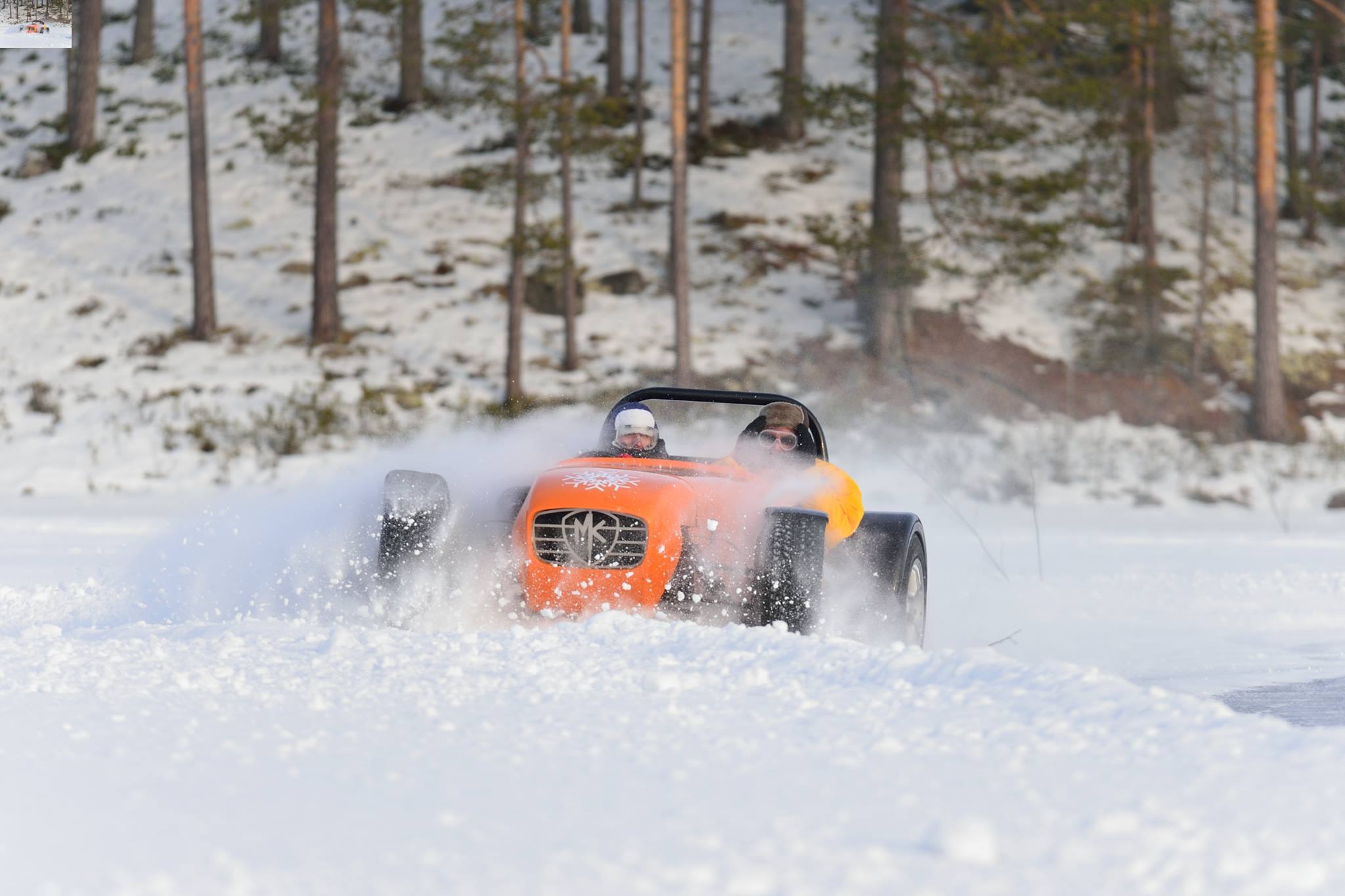 kitcar sneeuw.jpg
