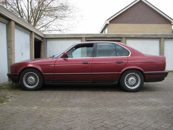 540i veerpoten met H&amp;R verlagingveren / 16&quot; E38 honingraatwielen