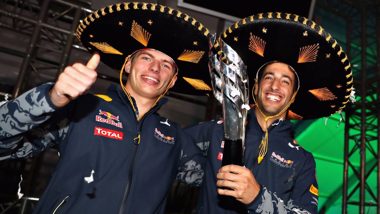 beker voor ricciardo.jpg