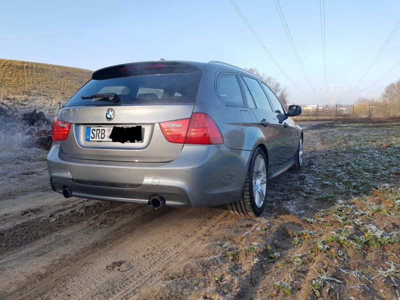 BMW 335i-2.jpg