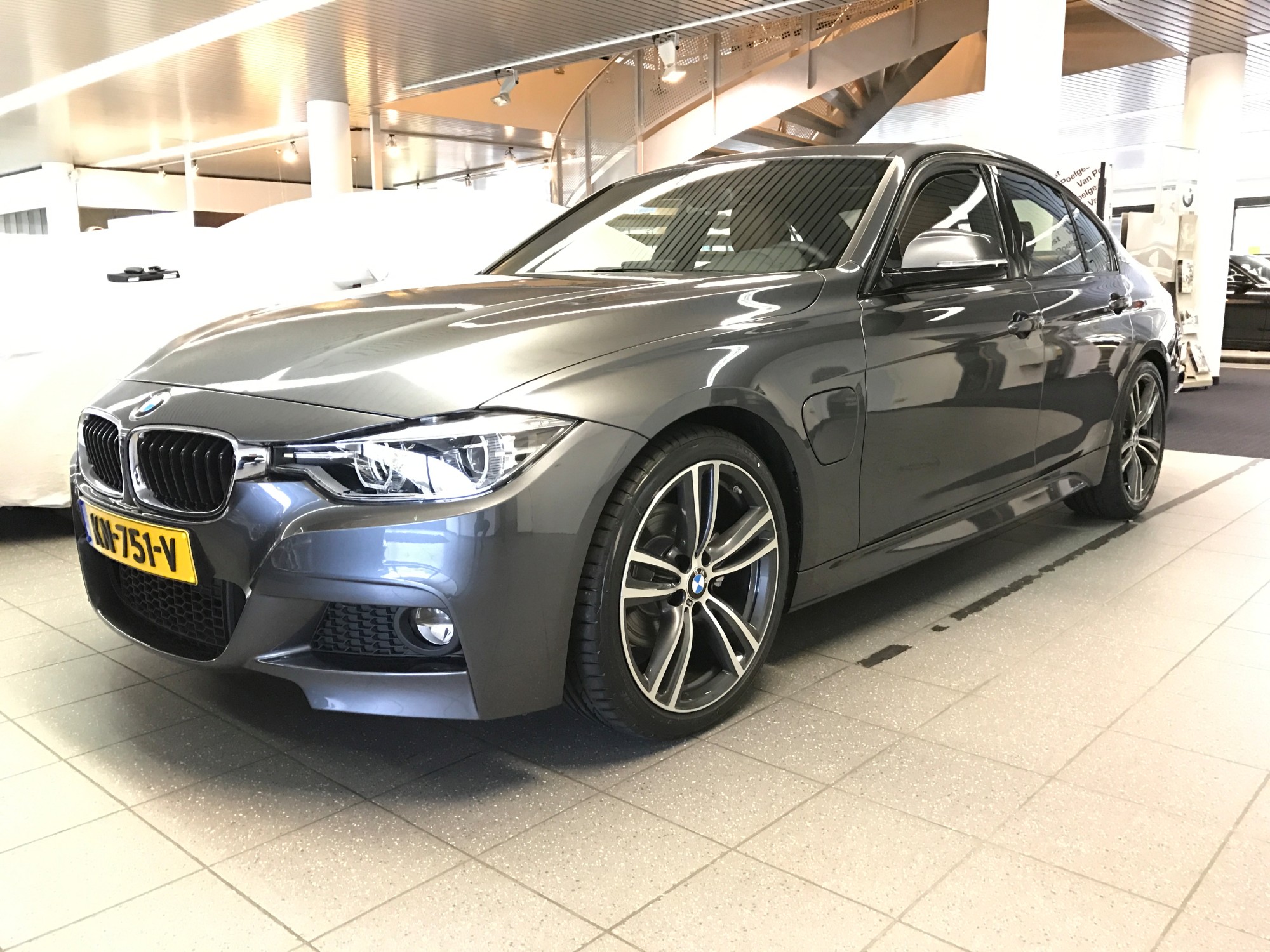 330e