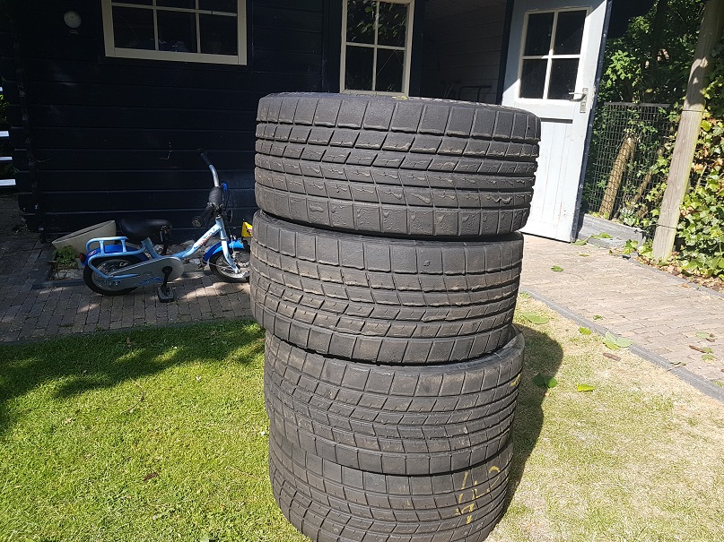 1_tyreMichelin.jpg