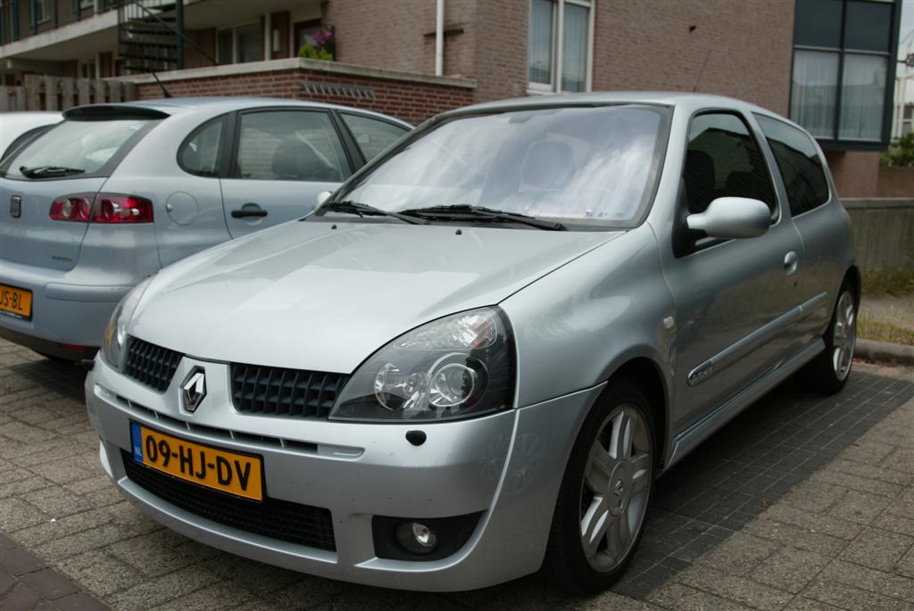 Clio_front.jpg
