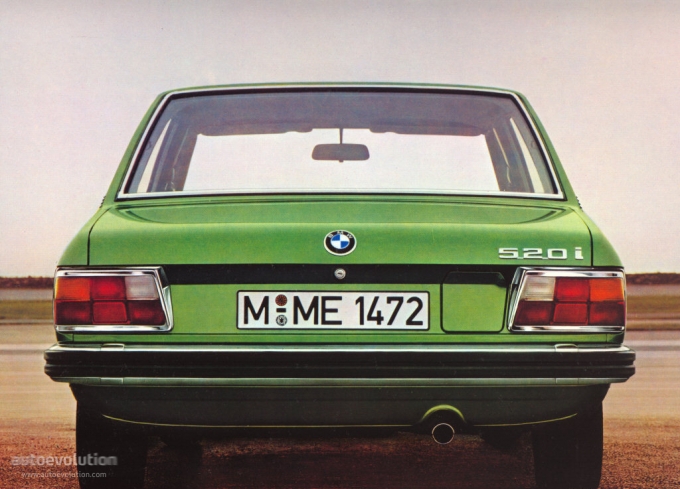 E12 type 1 achterkant.jpg