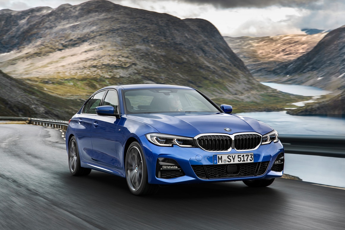 The all new 2019 BMW 3 Series. European Model Shown (4).jpg