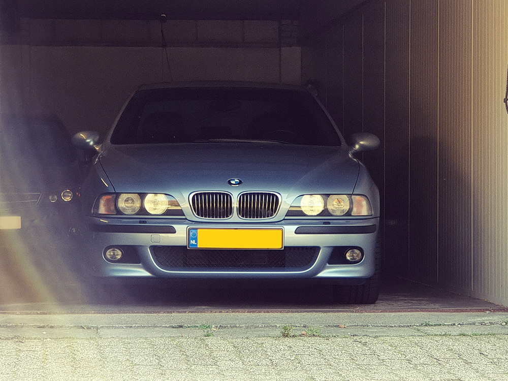 e39m5.jpg