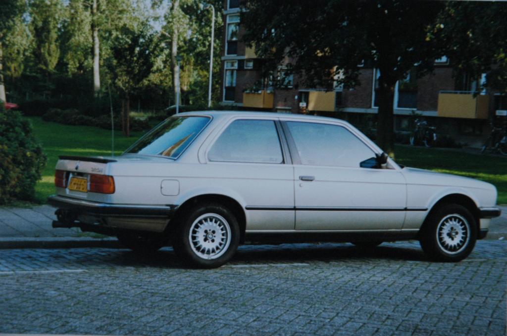 323i KH-66-DY.jpg