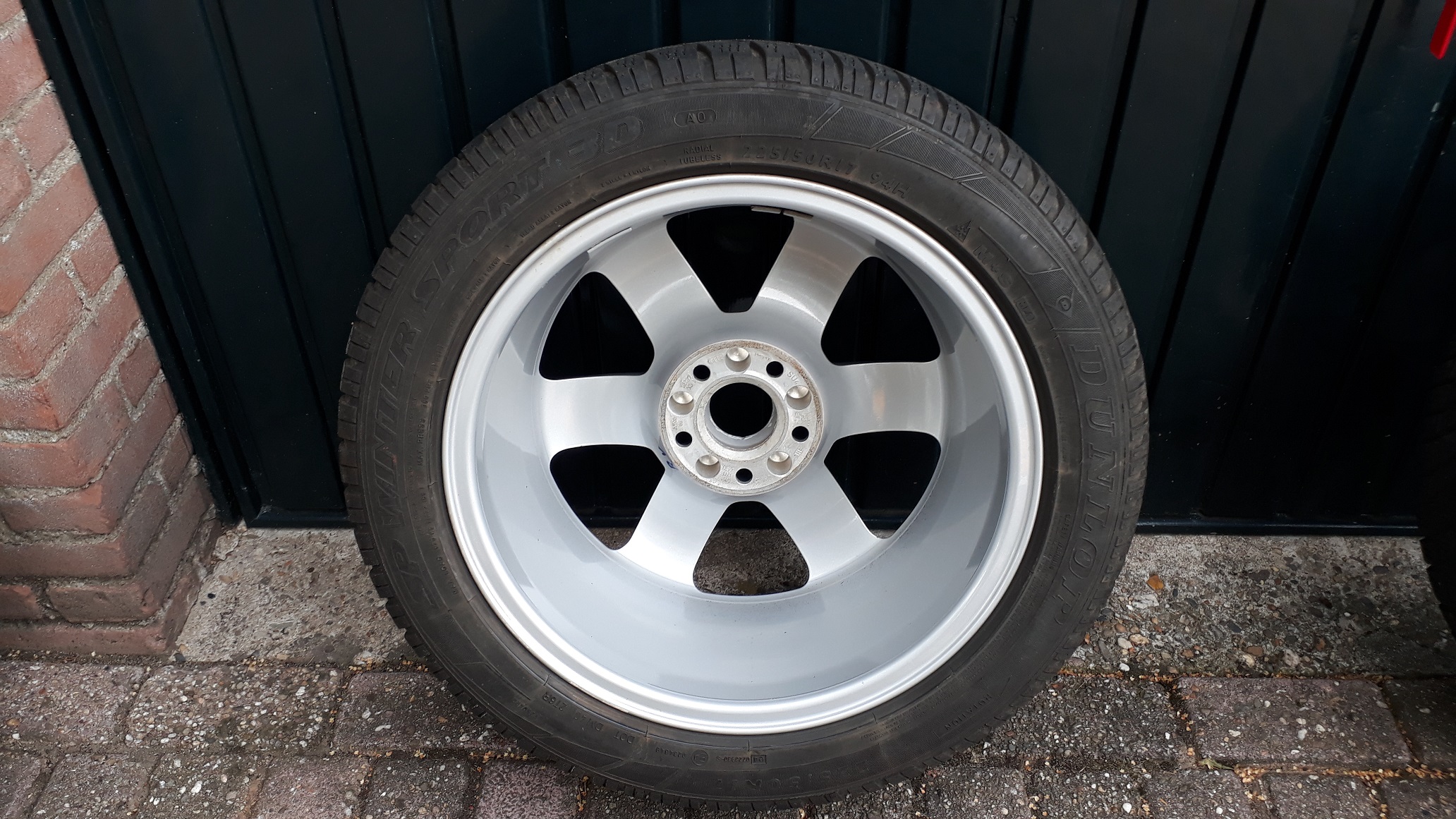 Audi17inch_binnenkant.jpg