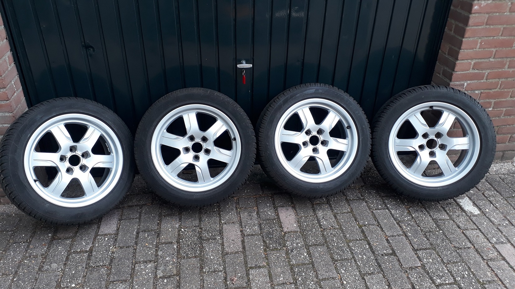 Audi17inch_compleet.jpg