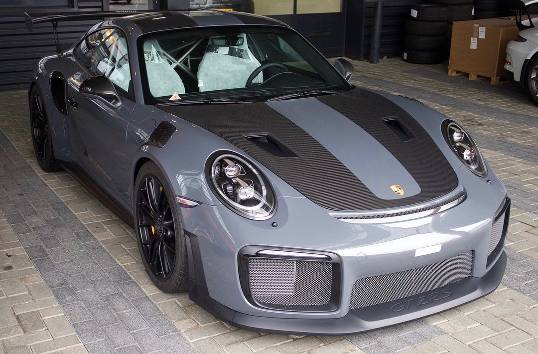 Porsche pts.jpg