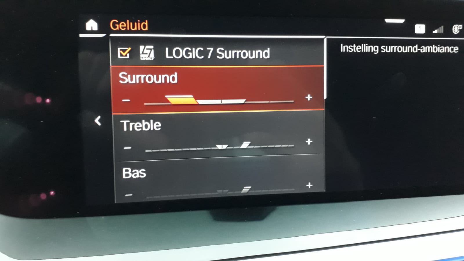 Z4_HK_surround.jpeg