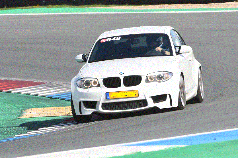 Assen BMW 1M Coupe 250922.gif