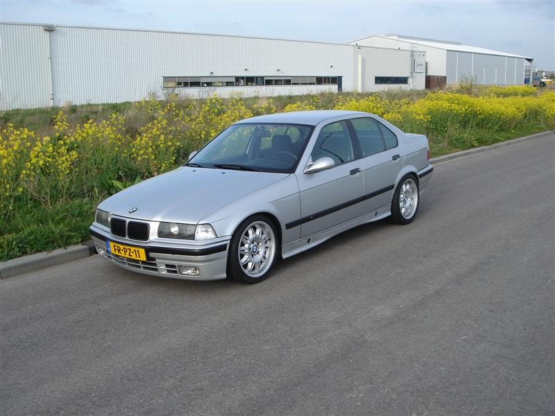 BMW E36 318i.jpg