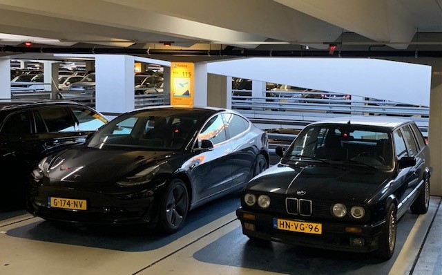 e30 schiphol.jpg