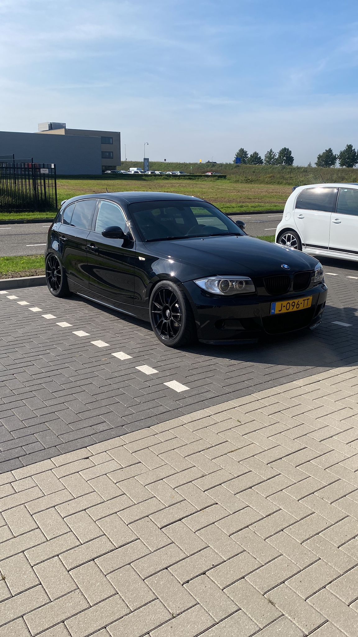 BMW (2).jpeg