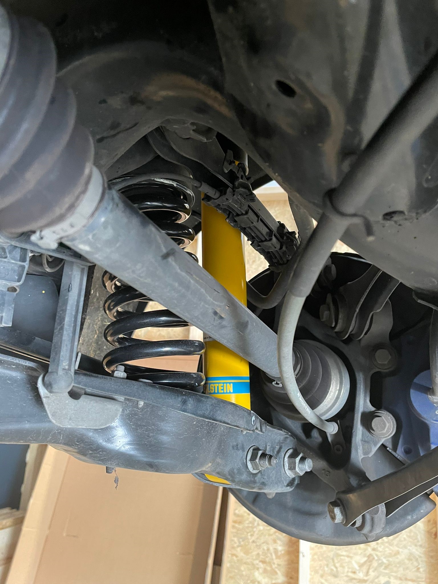 Bilstein B12_kit.jpg