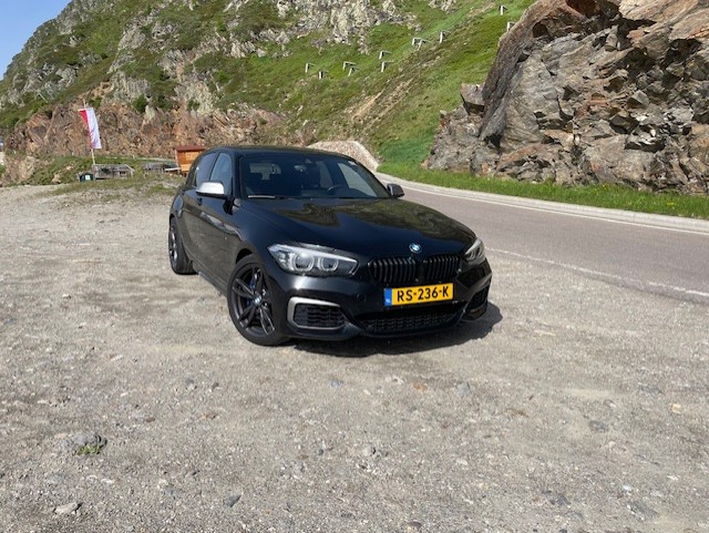 M140 i alpen.jpg