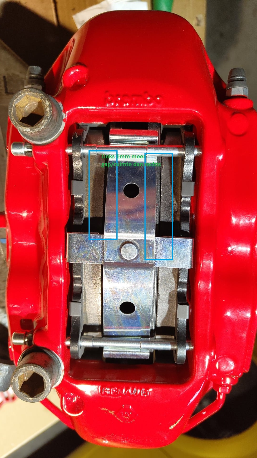 brembo gap L-R.jpeg