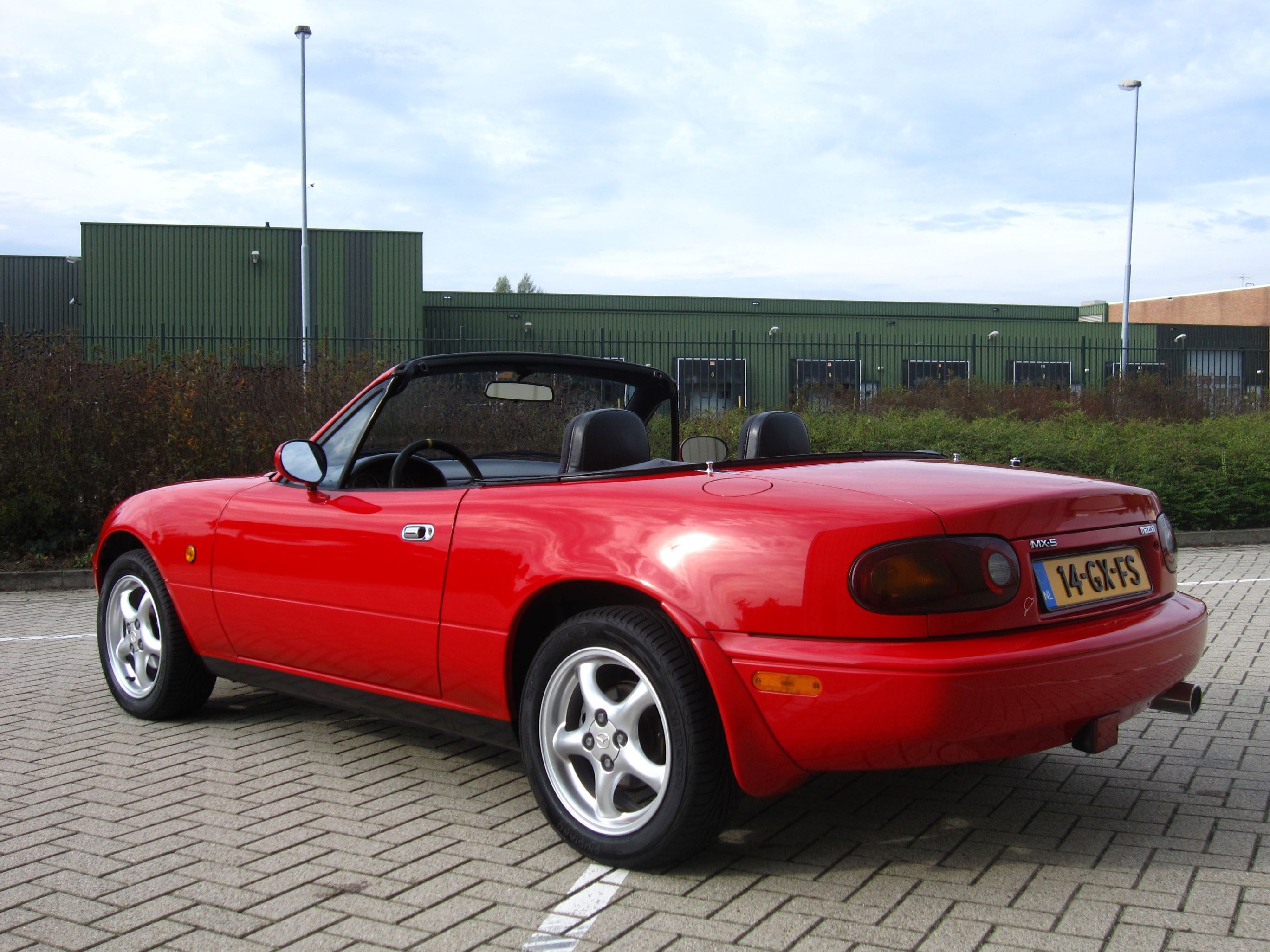 mx5.JPG