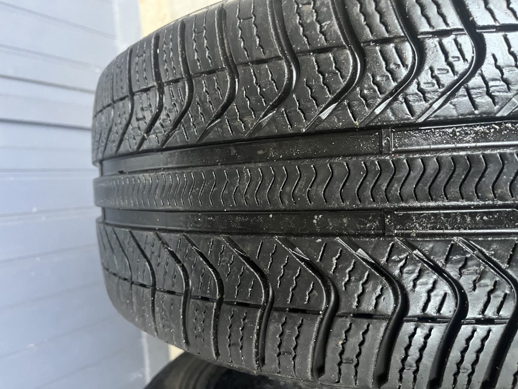 Pirelli (1) (Middel).jpg