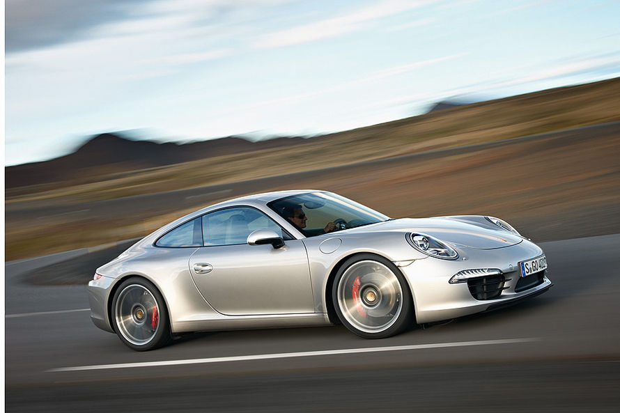 porsche-911-991-fotoshowimage-84a21d0b-524980.jpg