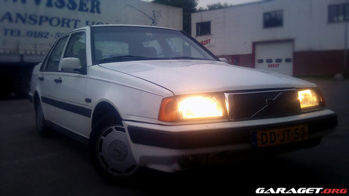 1e auto. +- 150 pk, na tweaks op 1000kilo. Ford fiesta ST - het onderstel :P