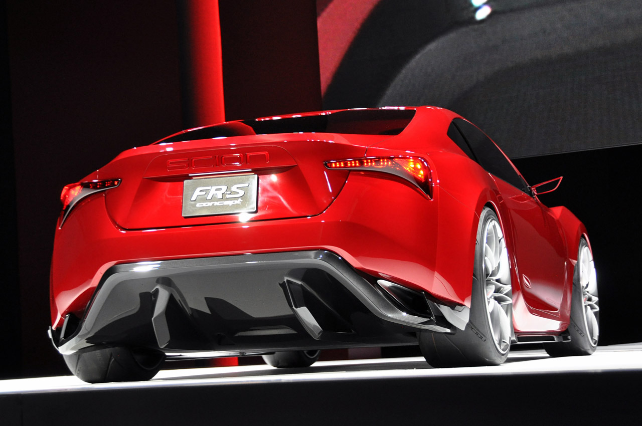 15-scion-fr-s-concept-ny.jpg