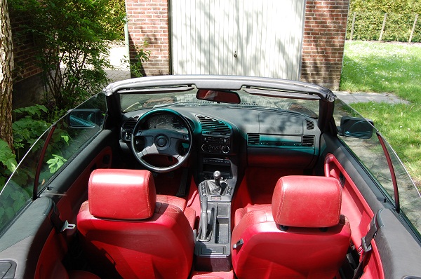 328iinterieur.jpg