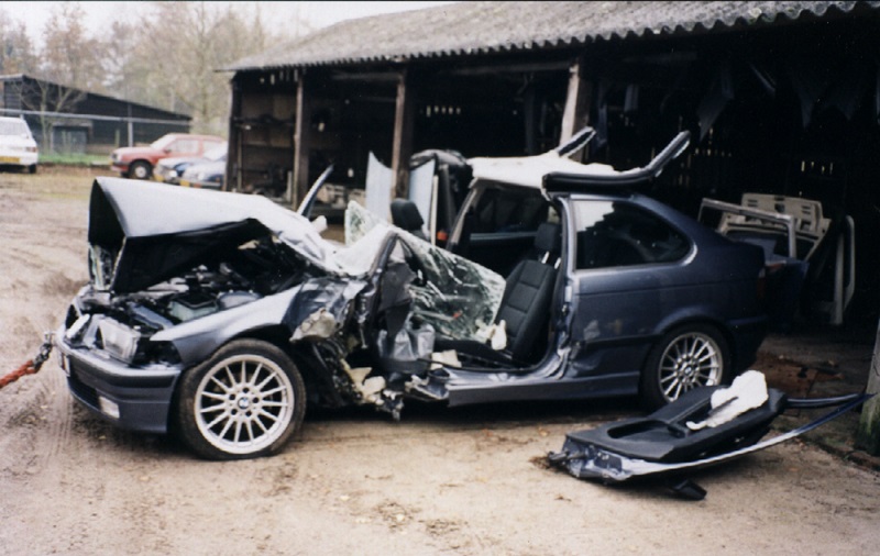 Bmw318tdsplat.jpg