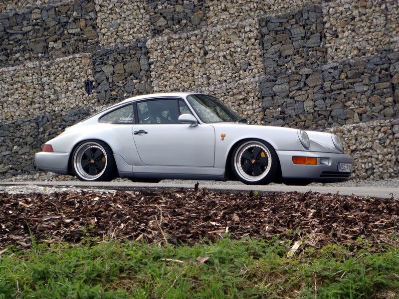 1porsche964.jpg
