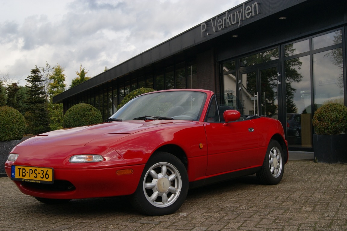 mazda.JPG