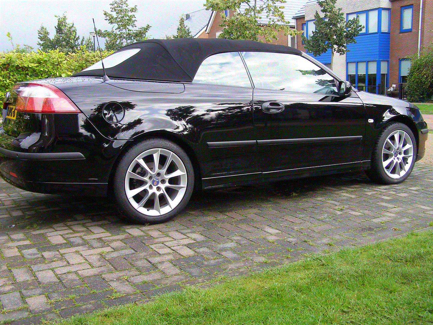 Cabrio GIF 2.gif