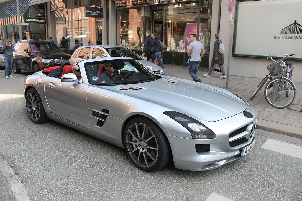 cabrio 2012-sls-amg-cabrio-90.jpg