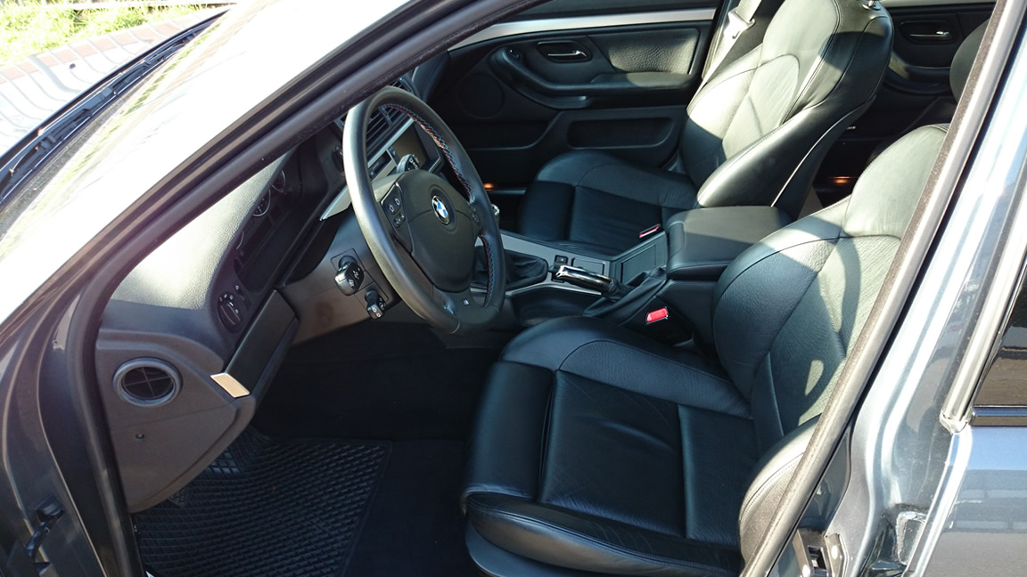 bmwm5_5.jpg