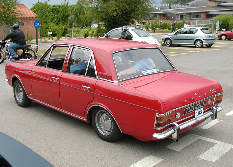 Cortina.mk2.tail lights.jpg